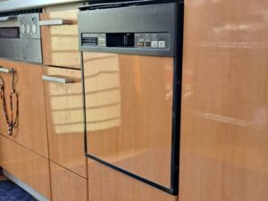 静岡キッチン取付け隊　食洗機の取外して収納　施工前